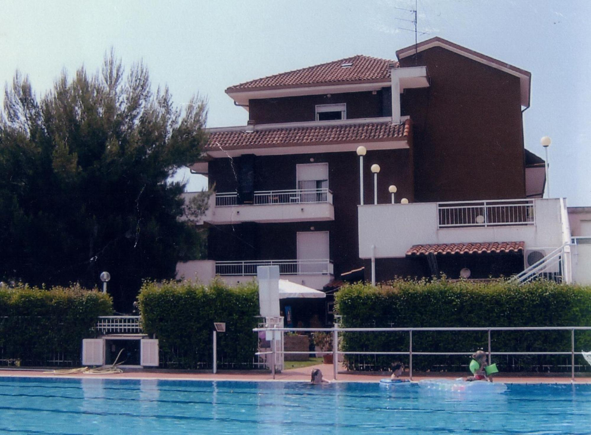 Residence Aurora Wellness & Spa Albenga Bagian luar foto