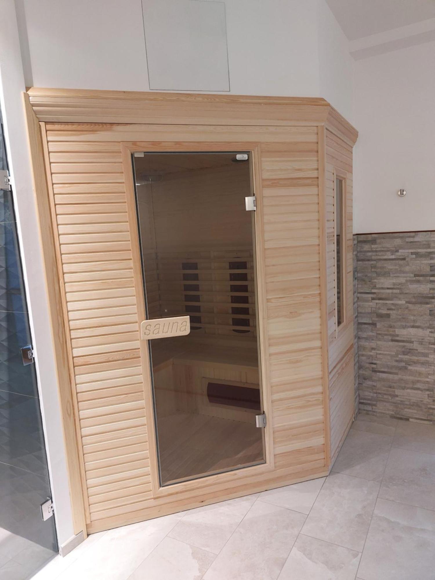 Residence Aurora Wellness & Spa Albenga Bagian luar foto