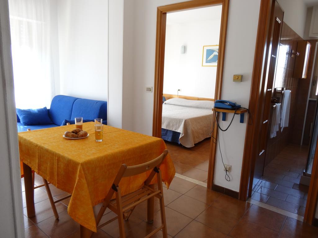 Residence Aurora Wellness & Spa Albenga Bagian luar foto