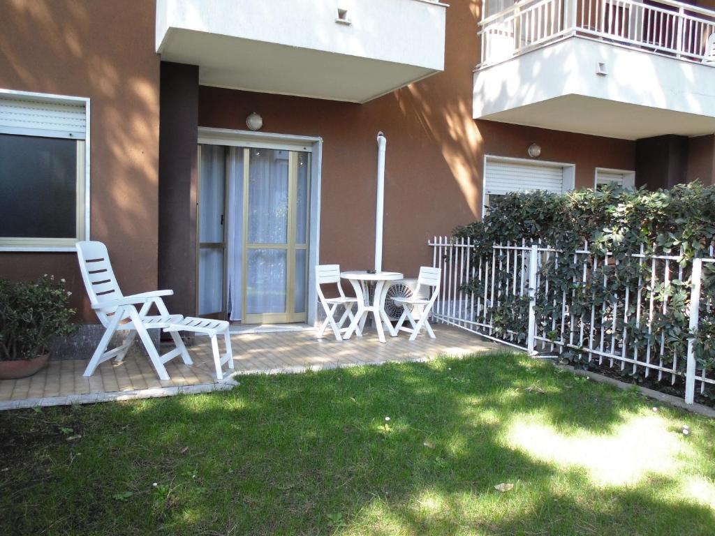Residence Aurora Wellness & Spa Albenga Bagian luar foto