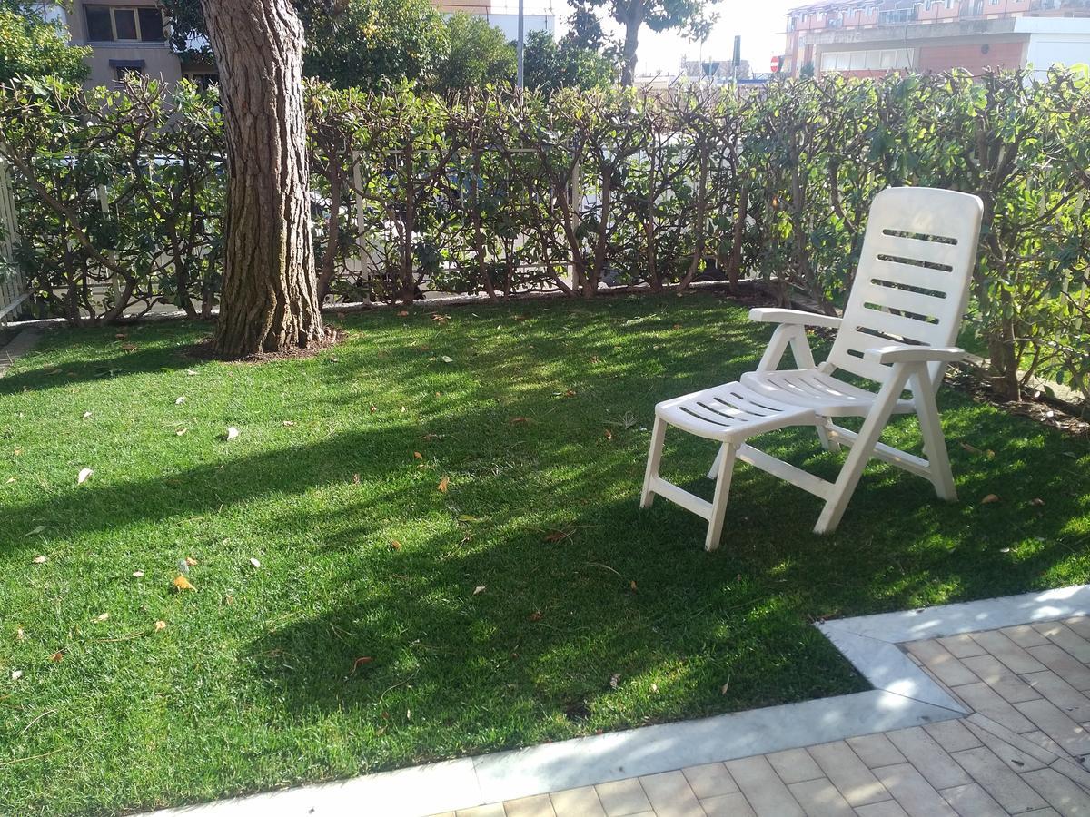 Residence Aurora Wellness & Spa Albenga Bagian luar foto