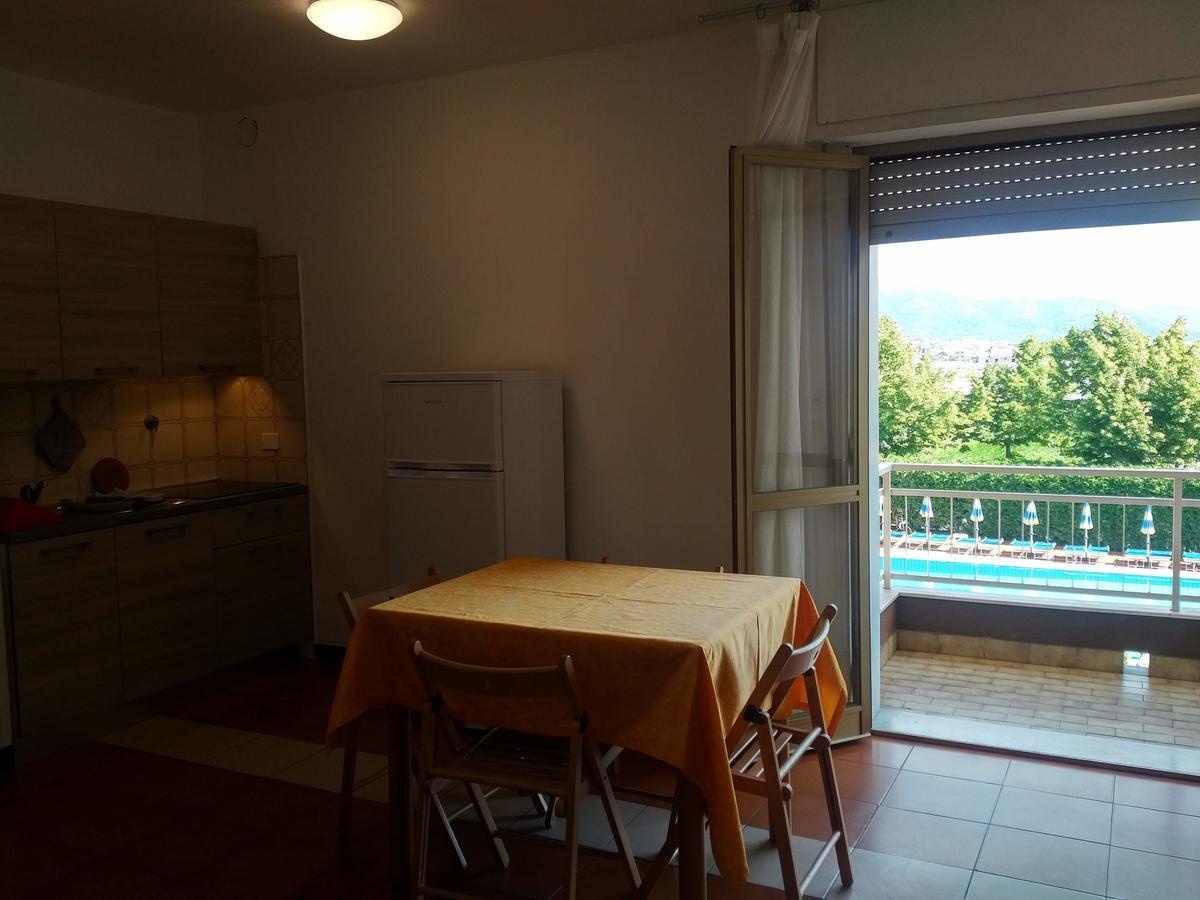 Residence Aurora Wellness & Spa Albenga Bagian luar foto