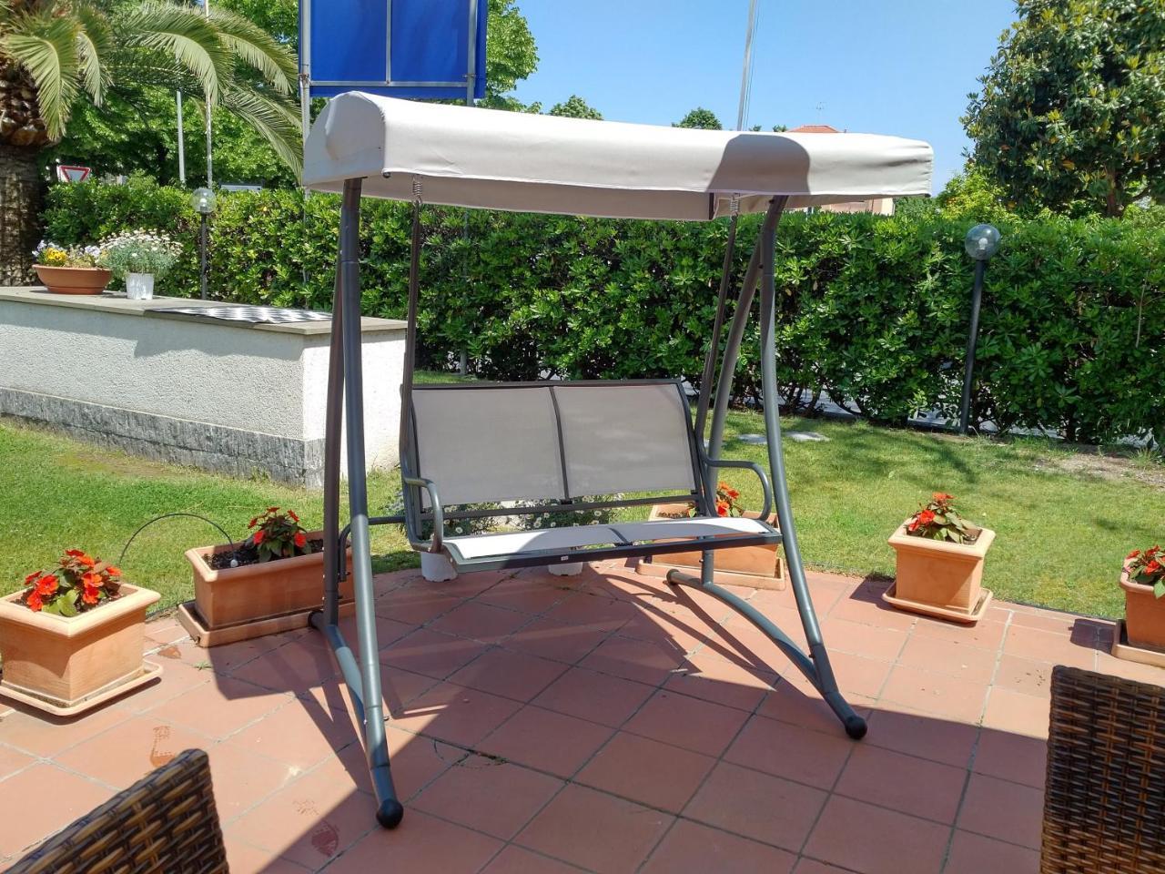 Residence Aurora Wellness & Spa Albenga Bagian luar foto